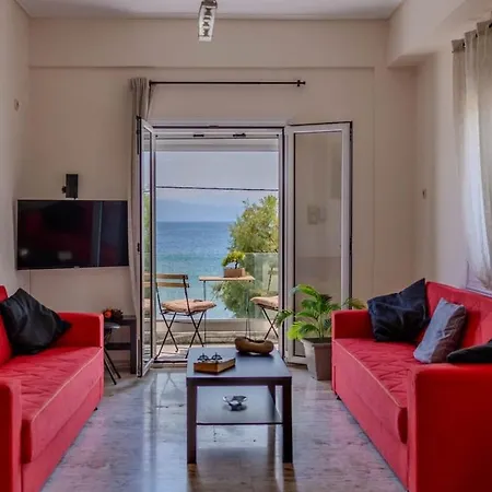 Helen's Seaview Lejlighed Aliveri